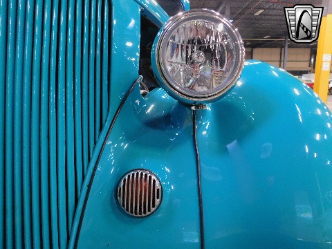 1936 Ford Slantback image 29