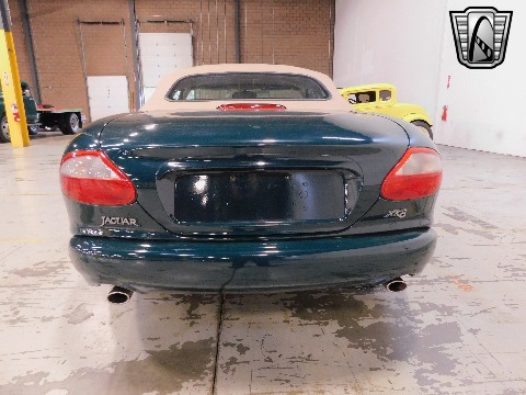 1997 Jaguar XK8 image 5