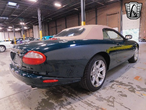 1997 Jaguar XK8 image 6