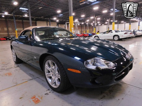 1997 Jaguar XK8 image 8