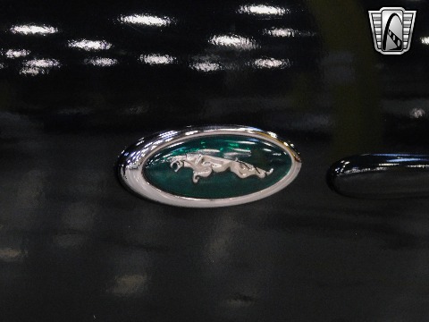 1997 Jaguar XK8 image 34