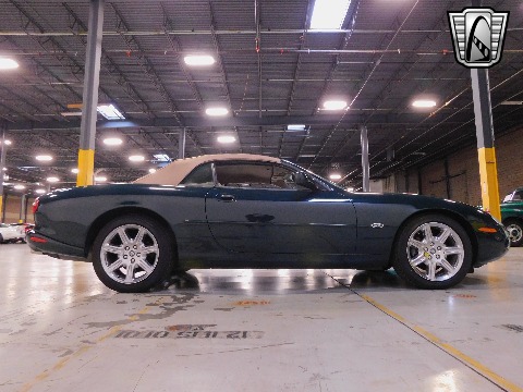 1997 Jaguar XK8 image 15