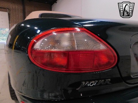 1997 Jaguar XK8 image 42