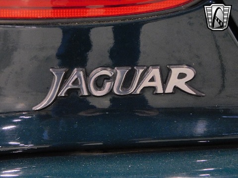 1997 Jaguar XK8 image 43