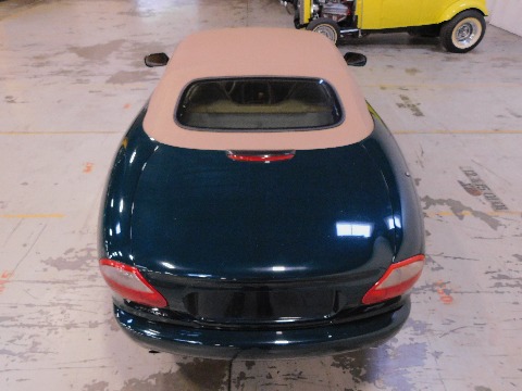 1997 Jaguar XK8 image 22