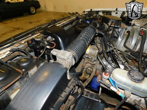 1995 Ford Bronco image 134