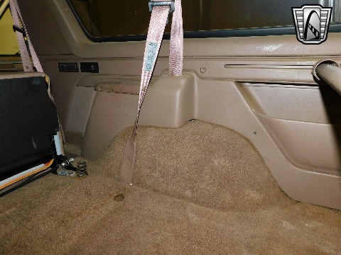 1995 Ford Bronco image 85