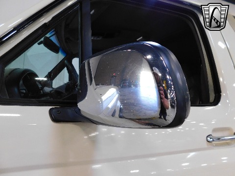 1995 Ford Bronco image 36