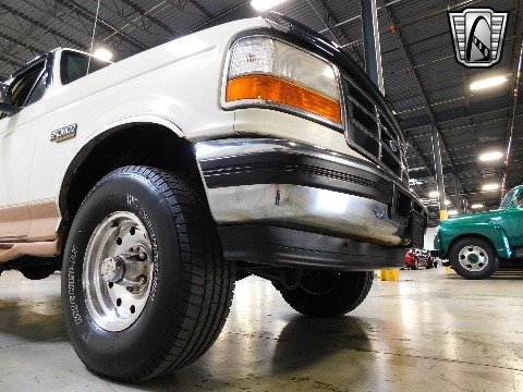 1995 Ford Bronco image 66