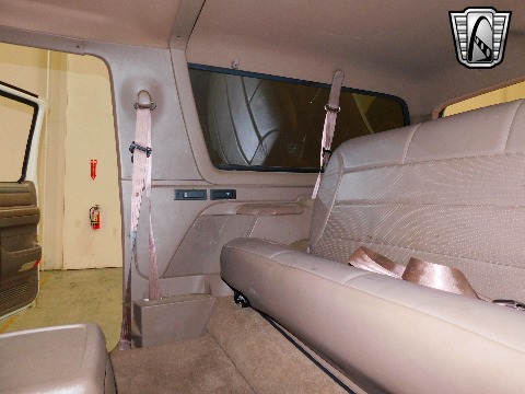 1995 Ford Bronco image 118