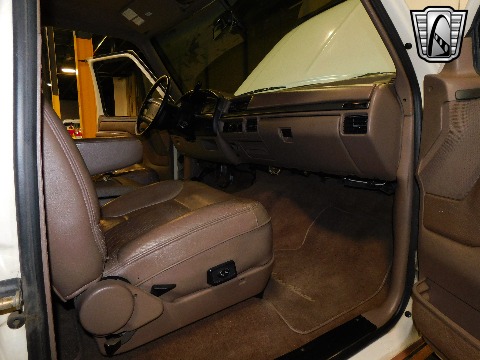 1995 Ford Bronco image 93