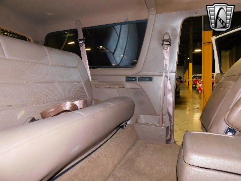 1995 Ford Bronco image 119