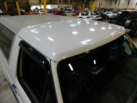 1995 Ford Bronco image 24