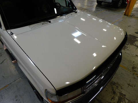 1995 Ford Bronco image 25