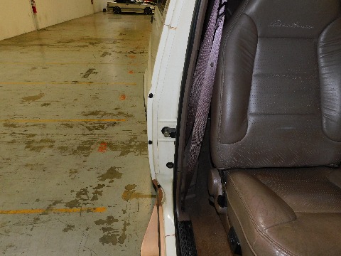 1995 Ford Bronco image 129