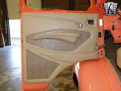 1947 Ford COE image 85