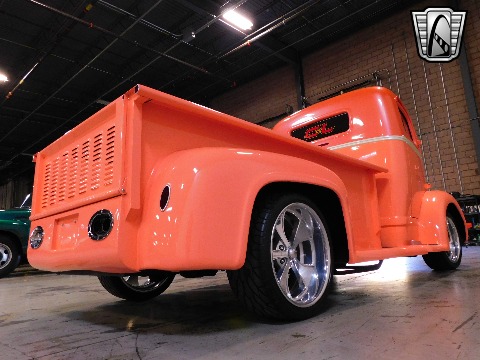 1947 Ford COE image 14
