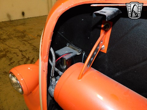 1947 Ford COE image 124