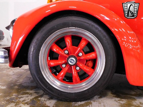 1970 Volkswagen Beetle image 33