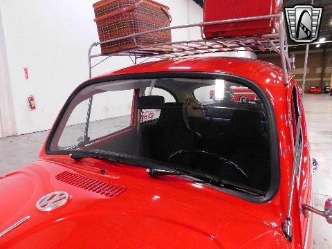 1970 Volkswagen Beetle image 36