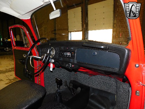 1970 Volkswagen Beetle image 90