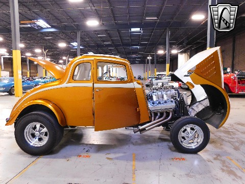 1933 Willys Coupe image 75