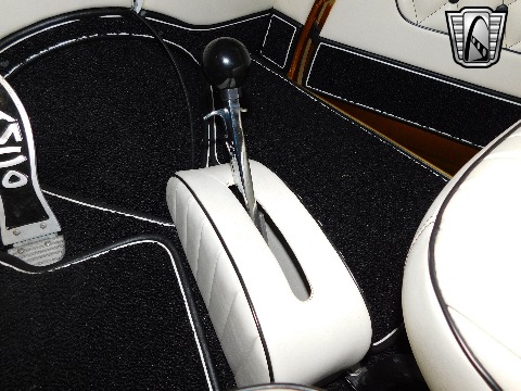 1933 Willys Coupe image 101