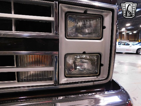 1985 Chevrolet K10 image 28