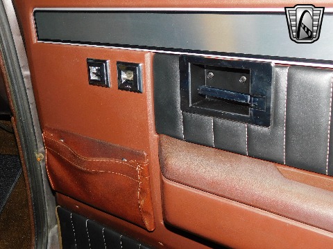 1985 Chevrolet K10 image 81