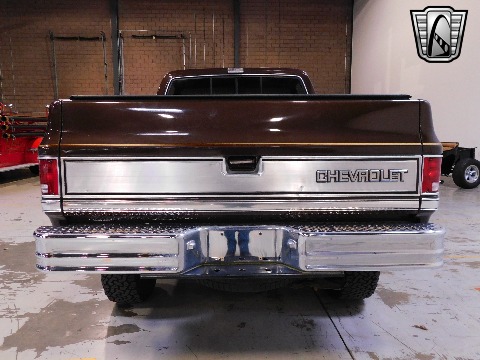 1985 Chevrolet K10 image 4