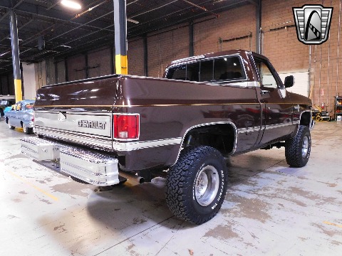 1985 Chevrolet K10 image 5
