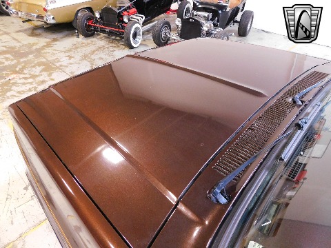 1985 Chevrolet K10 image 31