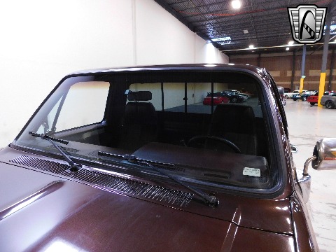 1985 Chevrolet K10 image 32