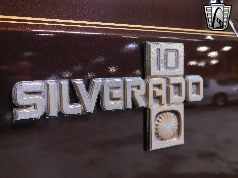 1985 Chevrolet K10 image 33