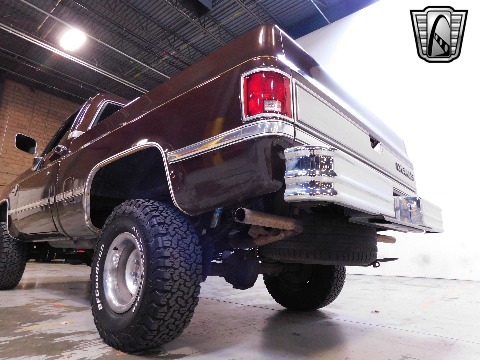 1985 Chevrolet K10 image 40