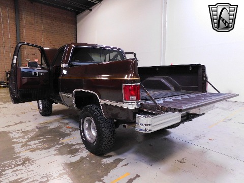1985 Chevrolet K10 image 66