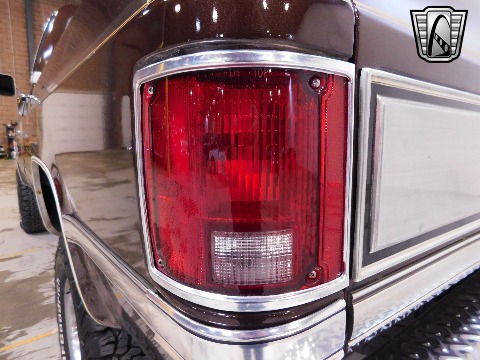 1985 Chevrolet K10 image 42