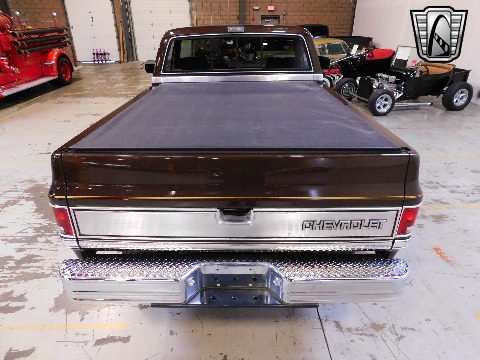 1985 Chevrolet K10 image 21