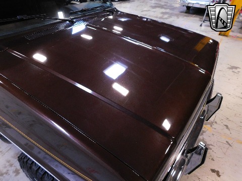 1985 Chevrolet K10 image 24