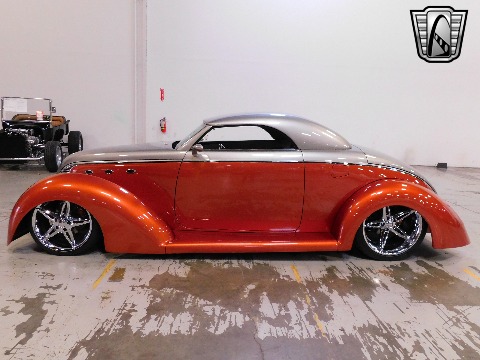1939 Ford Cabriolet image 3
