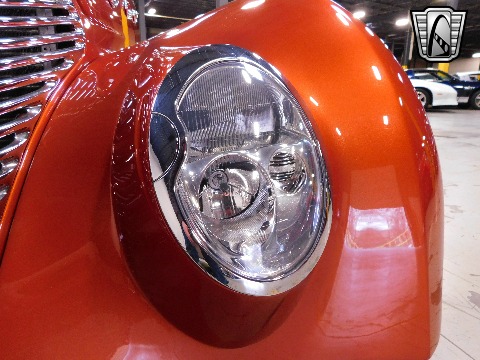 1939 Ford Cabriolet image 29