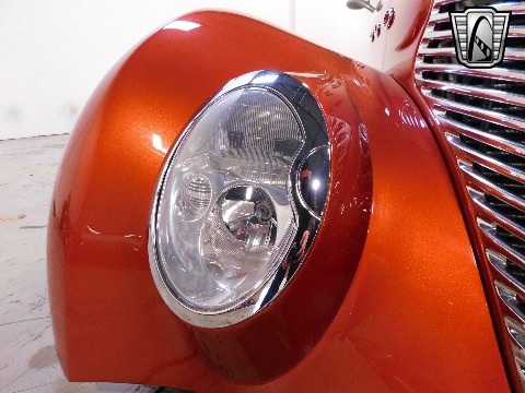 1939 Ford Cabriolet image 64