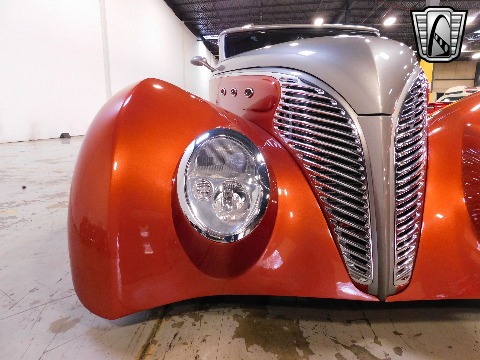 1939 Ford Cabriolet image 65