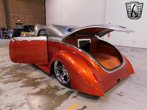 1939 Ford Cabriolet image 69