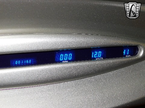 1939 Ford Cabriolet image 95