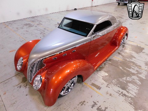 1939 Ford Cabriolet image 18