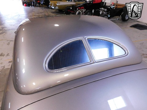 1939 Ford Cabriolet image 45