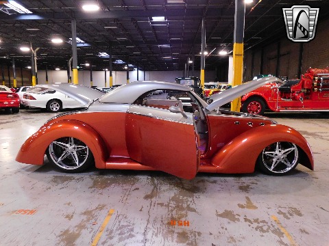 1939 Ford Cabriolet image 72