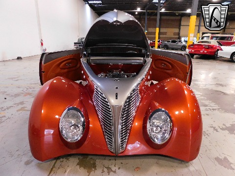 1939 Ford Cabriolet image 74