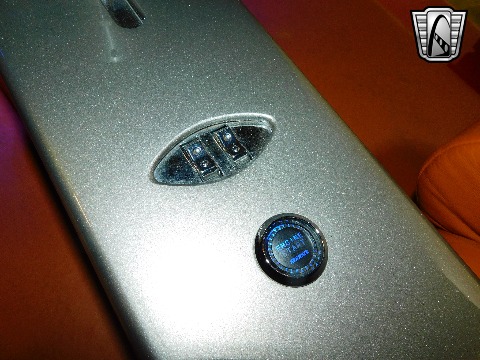 1939 Ford Cabriolet image 102